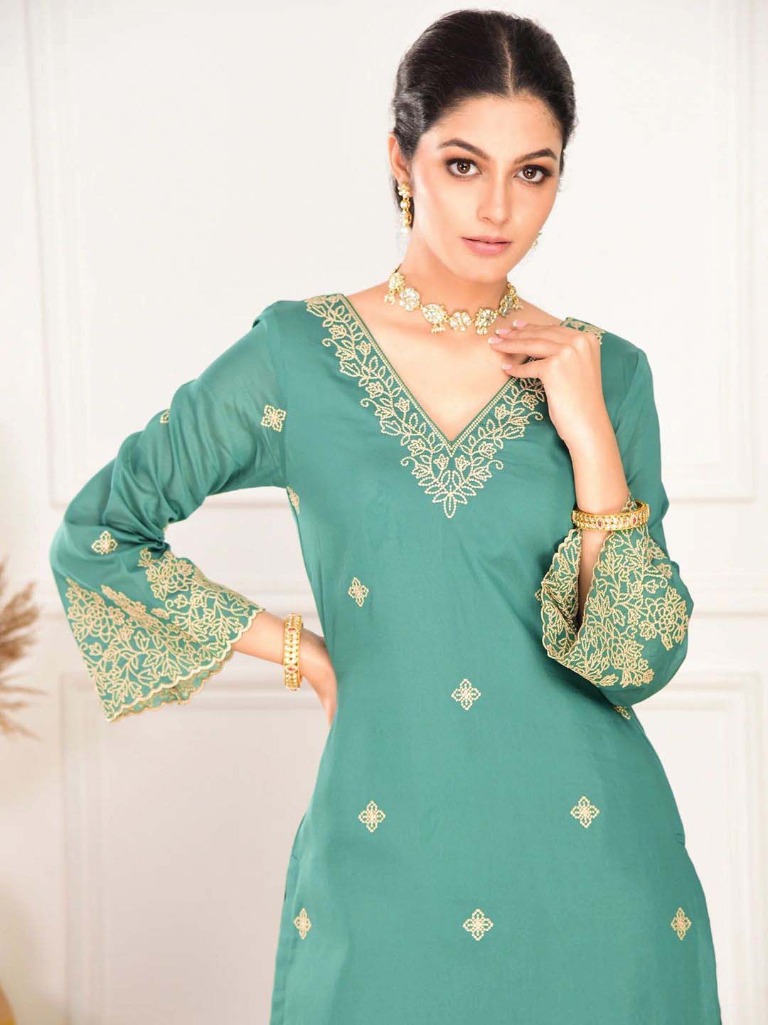 Elegant green embroidered suit with graceful dupatta detailing - Image 2