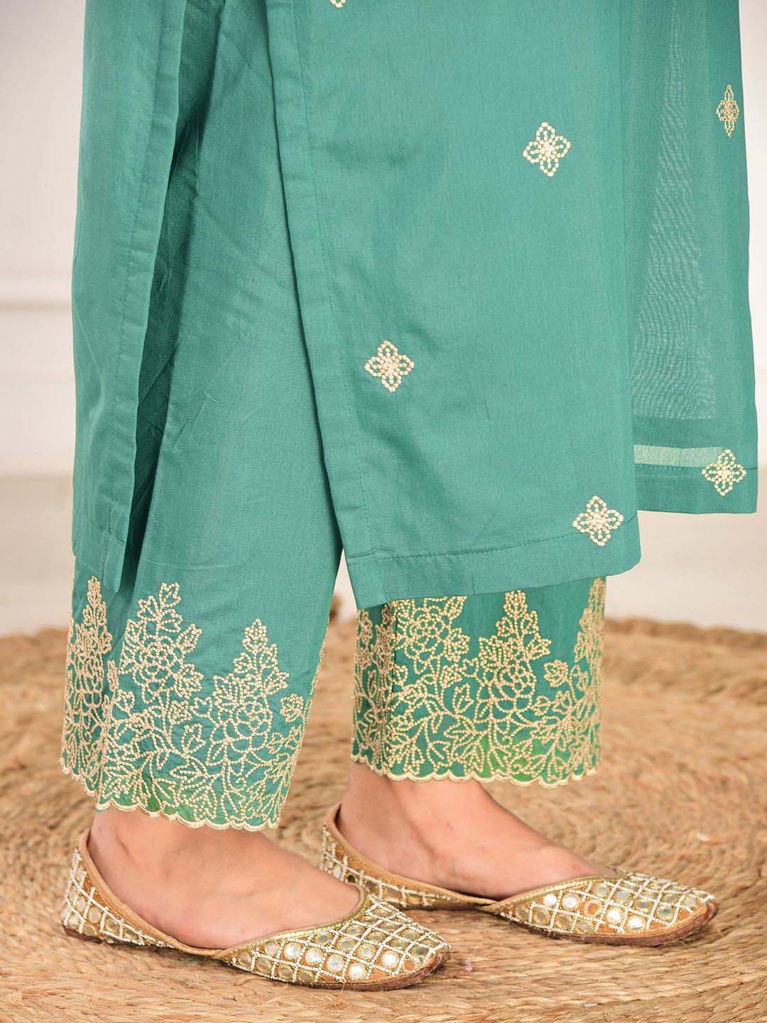 Elegant green embroidered suit with graceful dupatta detailing - Image 7