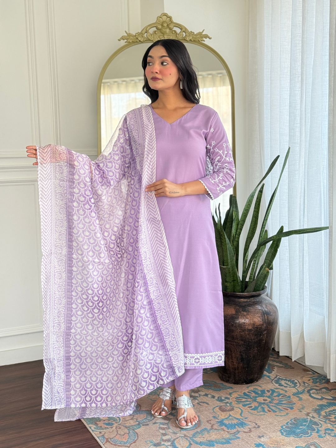 Women's Rayon Embroidered Straight Kurta with Rayon Pant And Taby Printed Dupatta Sets